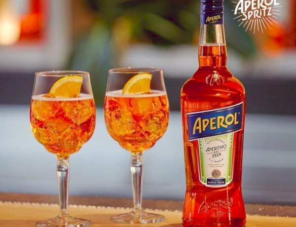 Aperol Spritz - The Best Sundowner & Hunger Stricker from Italy